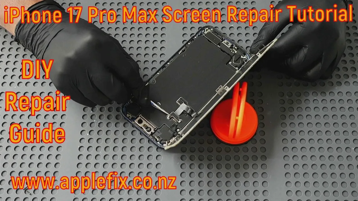 Professional iPhone 17 Pro Max screen repair and OLED replacement Hamilton